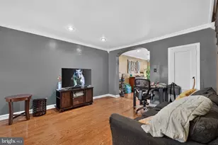 4646 Shelbourne St, Philadelphia, PA 19124 - Photo 24