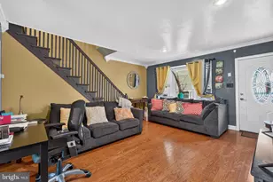 4646 Shelbourne St, Philadelphia, PA 19124 - Photo 6
