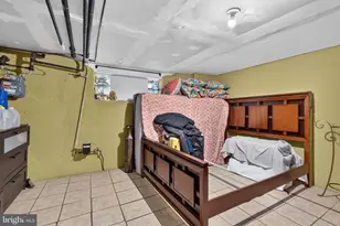 4646 Shelbourne St, Philadelphia, PA 19124 - Photo 16