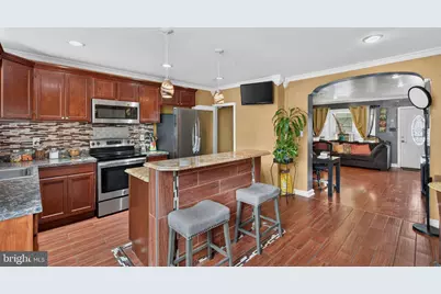 4646 Shelbourne Street, Philadelphia, PA 19124 - Photo 4