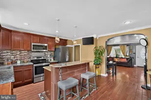 4646 Shelbourne St, Philadelphia, PA 19124 - Photo 4