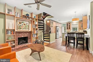 251 S Warnock St, Philadelphia, PA 19107 - Photo 2