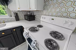 8030 Ditman St, Philadelphia, PA 19136 - Photo 12