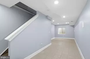 1905 E Harold St, Philadelphia, PA 19125 - Photo 18