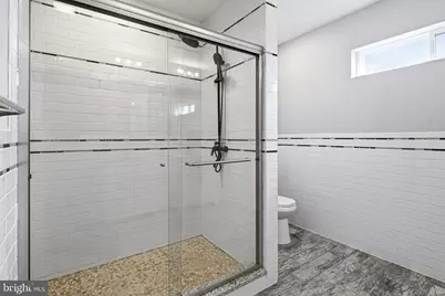 1905 E Harold Street, Philadelphia, PA 19125 - Photo 14