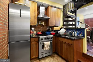 928 Irving St, Philadelphia, PA 19107 - Photo 6