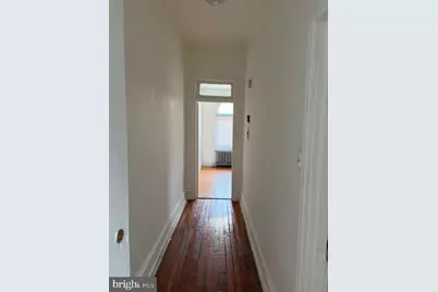 423 S 15th Street #3 FRONT, Philadelphia, PA 19146 - Photo 2
