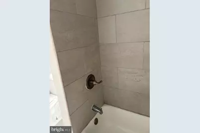 423 S 15th Street #3 FRONT, Philadelphia, PA 19146 - Photo 8