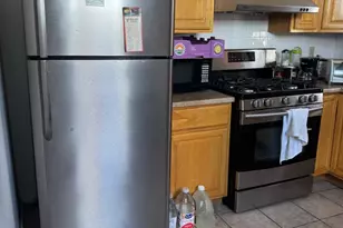 332 N 10th St, Philadelphia, PA 19107 - Photo 8