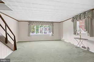 726 Ripley Pl, Philadelphia, PA 19111 - Photo 6