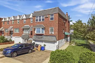 12564 Knights Terrace, Philadelphia, PA 19154 - Photo 2