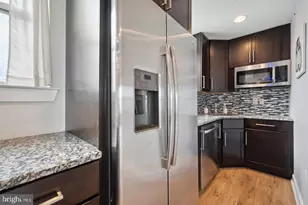 714 N Chadwick St, Philadelphia, PA 19130 - Photo 12