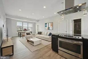 714 N Chadwick St, Philadelphia, PA 19130 - Photo 6