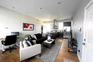 714 N Chadwick St, Philadelphia, PA 19130 - Photo 4