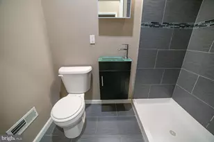 1631 W Diamond St, Philadelphia, PA 19121 - Photo 12