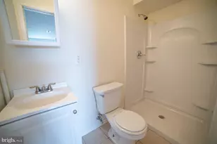 1915 N Gratz St, Philadelphia, PA 19121 - Photo 24