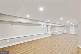 1821 W Porter St, Philadelphia, PA 19145 - Photo 16