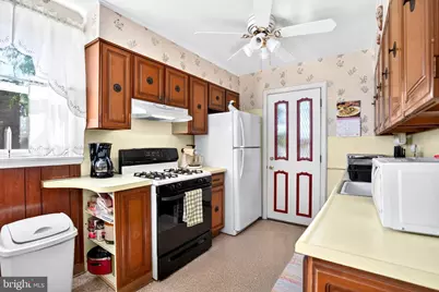 2208 Stanwood Street, Philadelphia, PA 19152 - Photo 14