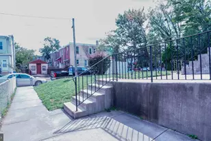 6606 Jackson St, Philadelphia, PA 19135 - Photo 2