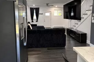 6742 Dicks Ave, Philadelphia, PA 19142 - Photo 2