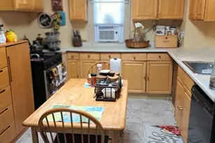 211 E Fisher Ave, Philadelphia, PA 19120 - Photo 4