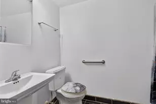 2708 S 76th St, Philadelphia, PA 19153 - Photo 14