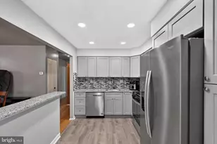 2708 S 76th St, Philadelphia, PA 19153 - Photo 12