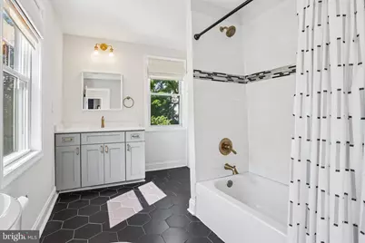 217 E Allen Street, Philadelphia, PA 19125 - Photo 10