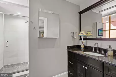 2049 Walnut Street #1R, Philadelphia, PA 19103 - Photo 14