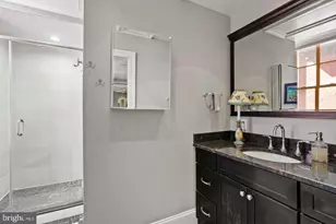 2049 Walnut St, Philadelphia, PA 19103 - Photo 14