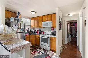 7254 Limekiln Pike, Philadelphia, PA 19138 - Photo 6