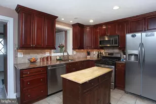 207 Lauriston St, Philadelphia, PA 19128 - Photo 6
