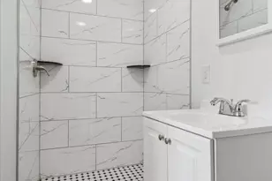 2201 S Hicks St, Philadelphia, PA 19145 - Photo 14