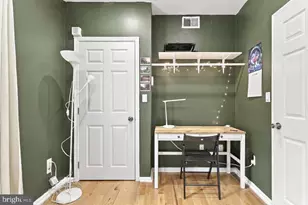 1027 N 4th St, Philadelphia, PA 19123 - Photo 16