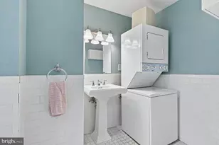 1027 N 4th St, Philadelphia, PA 19123 - Photo 24