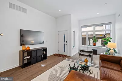 418 Wallace Street, Philadelphia, PA 19123 - Photo 4