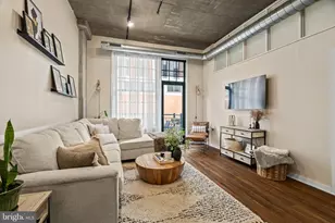 112 N 2nd St, Philadelphia, PA 19106 - Photo 2