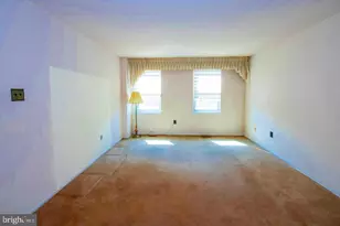 12074 Abby Rd Rd, Philadelphia, PA 19154 - Photo 10