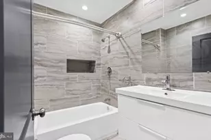 1452 S Etting St, Philadelphia, PA 19146 - Photo 12