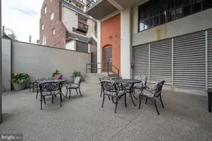2429 Locust St, Philadelphia, PA 19103 - Photo 12