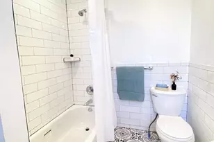 2033 S Watts St., Philadelphia, PA 19148 - Photo 8