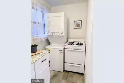 2033 S Watts Street, Philadelphia, PA 19148 - Photo 6