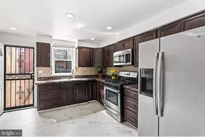 1202 Mt Vernon Street, Philadelphia, PA 19123 - Photo 8