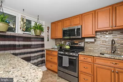 283 Shawmont Avenue #4B5, Philadelphia, PA 19128 - Photo 6