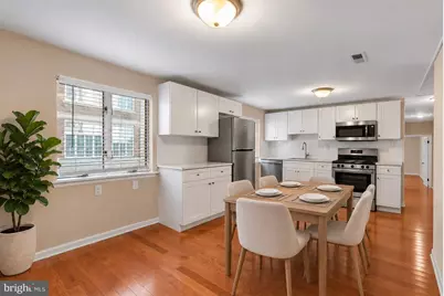 2319 Walnut Street #3, Philadelphia, PA 19103 - Photo 2