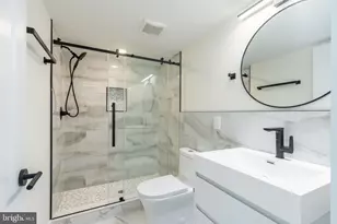 1715 S 18th St, Philadelphia, PA 19145 - Photo 14