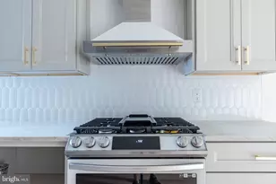 723 S 15th St, Philadelphia, PA 19146 - Photo 12