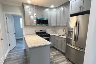 6647 N Bouvier St, Philadelphia, PA 19126 - Photo 4
