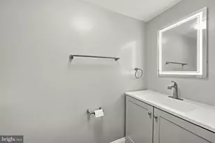 6647 N Bouvier St, Philadelphia, PA 19126 - Photo 18