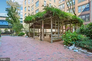 301 Race St, Philadelphia, PA 19106 - Photo 20